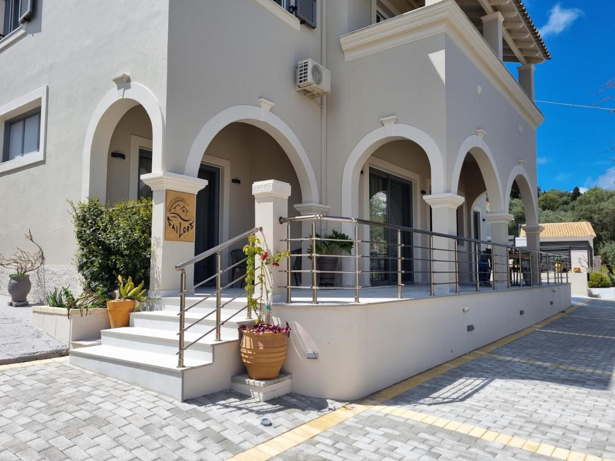 Sailors Luxury * Agia Pelagia Chlomou