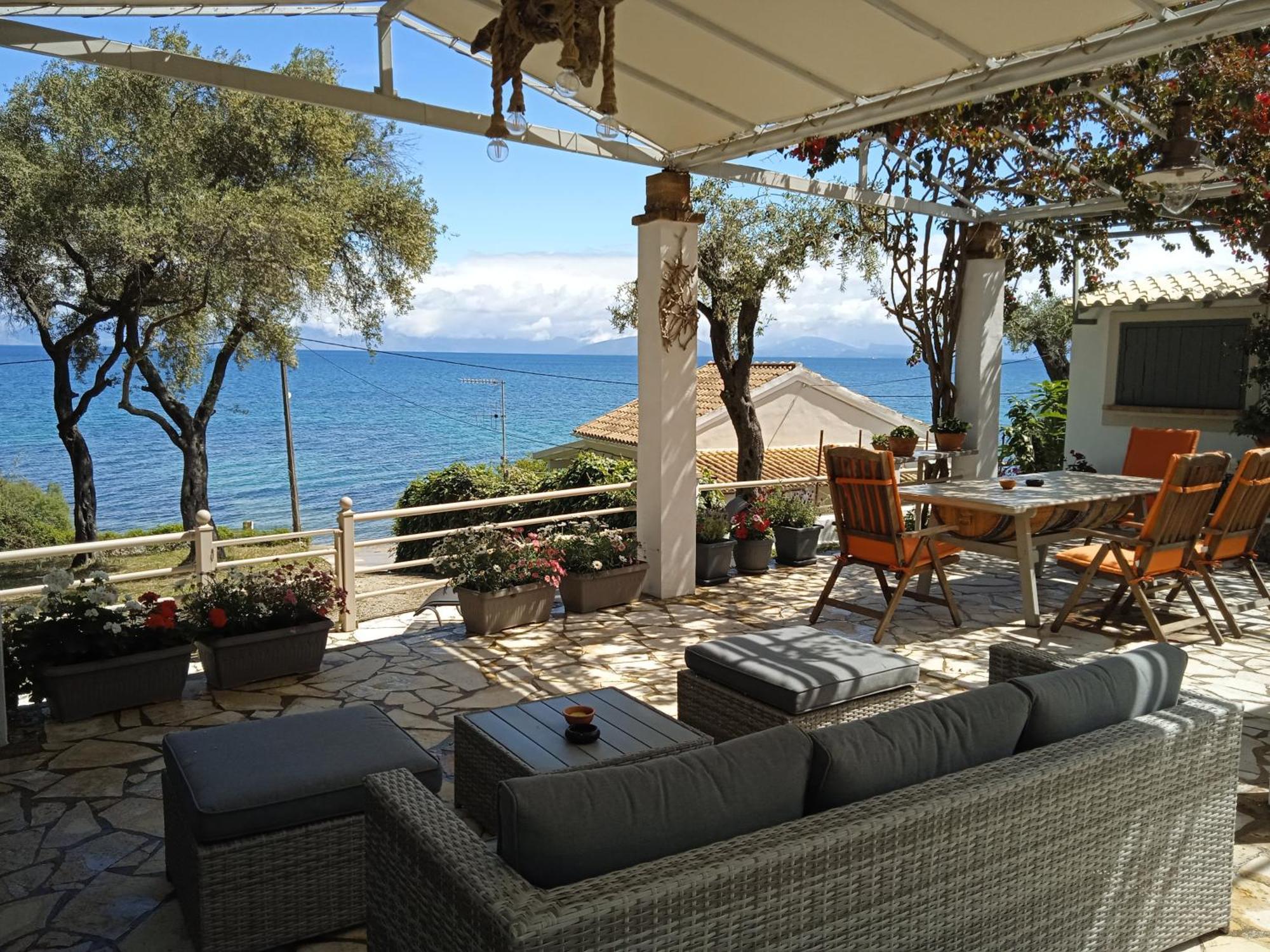 Sailors Luxury Hébergement de vacances Agia Pelagia Chlomou